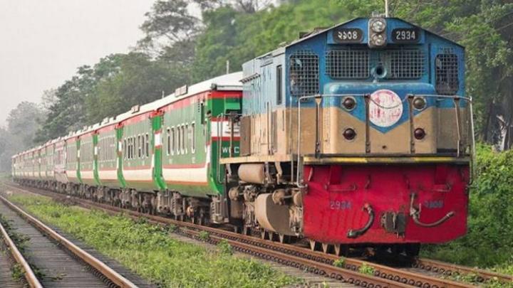 রায়পুরায় ট্রেনে কাটা পড়ে প্রাণ গেলো দুই শিশুর